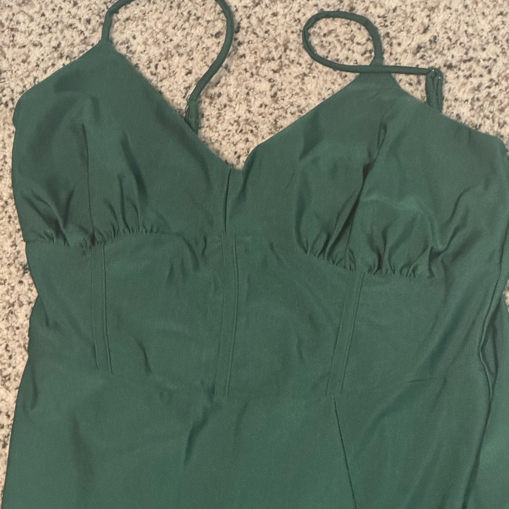Elegant Green Spaghetti Strap Dress
